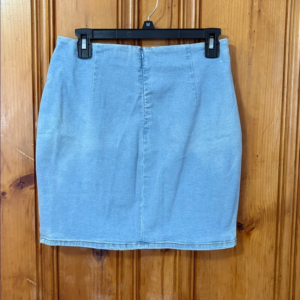 Blue Blush Denim Button-Front Skirt - Size Large